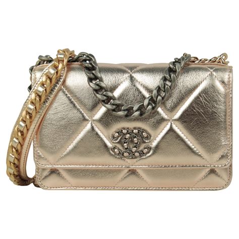 imitation sac entouré de chaine